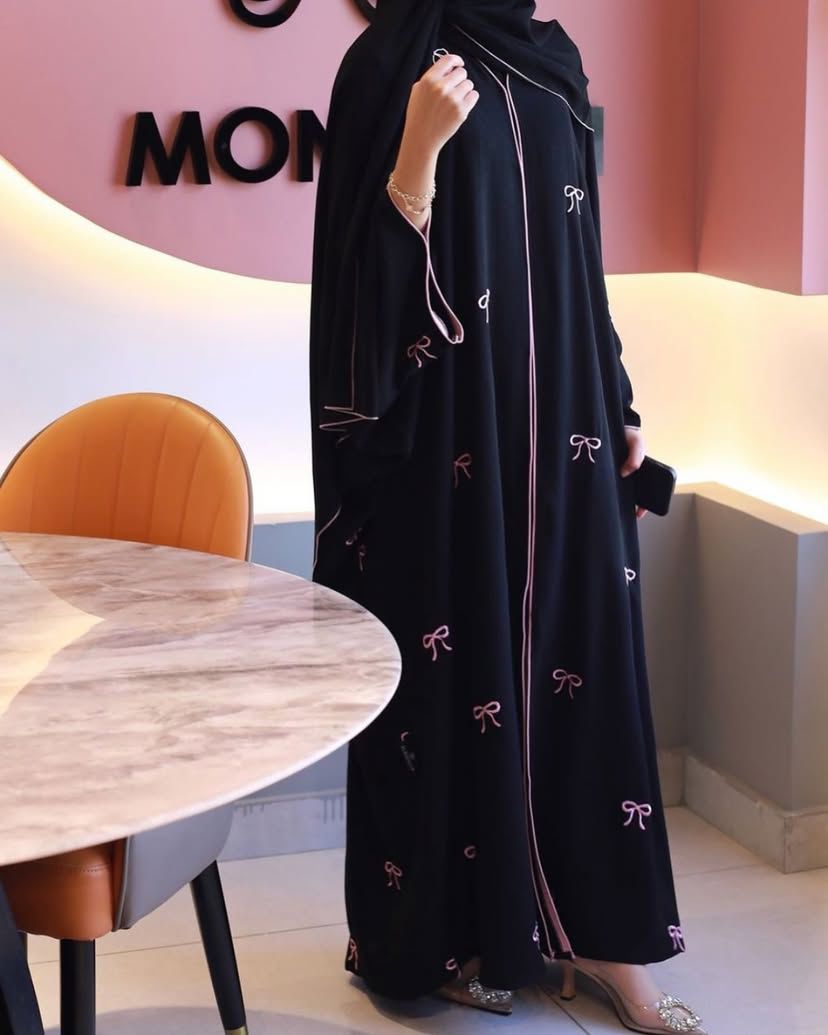 Bow abaya with stroller